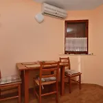 With Parking Space Cizici, Krk - 5469 Dobrinj