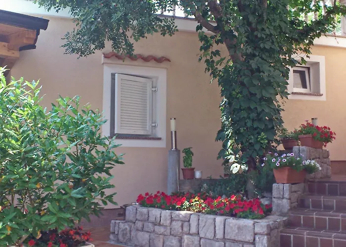 With Parking Space Cizici, Krk - 5469 Dobrinj