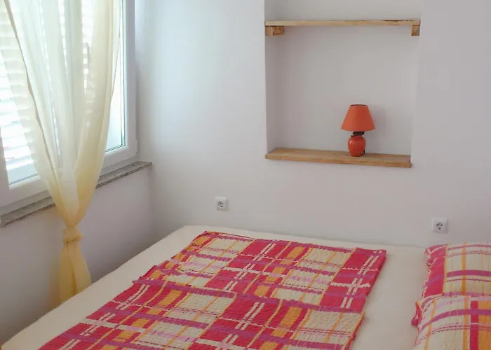 With Parking Space Cizici, Krk - 5469 Apartman Dobrinj