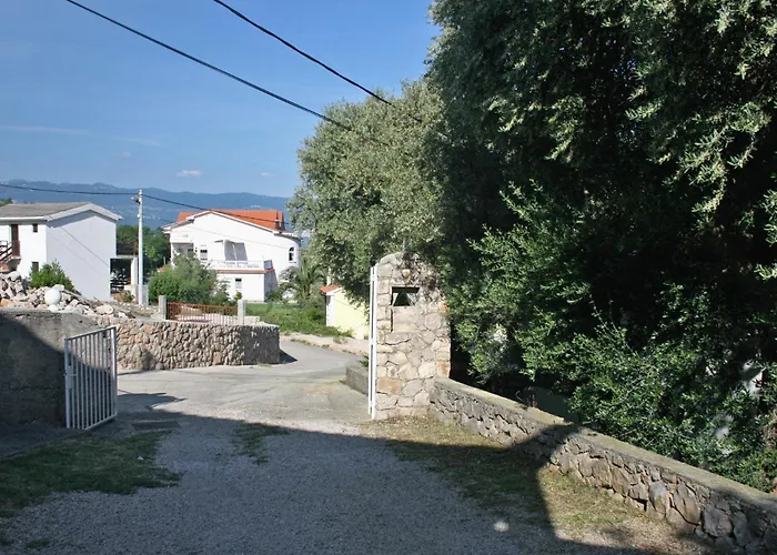 Apartman With Parking Space Cizici, Krk - 5469
