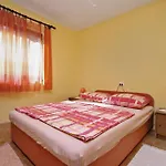 With Parking Space Cizici, Krk - 5469 Apartment Dobrinj